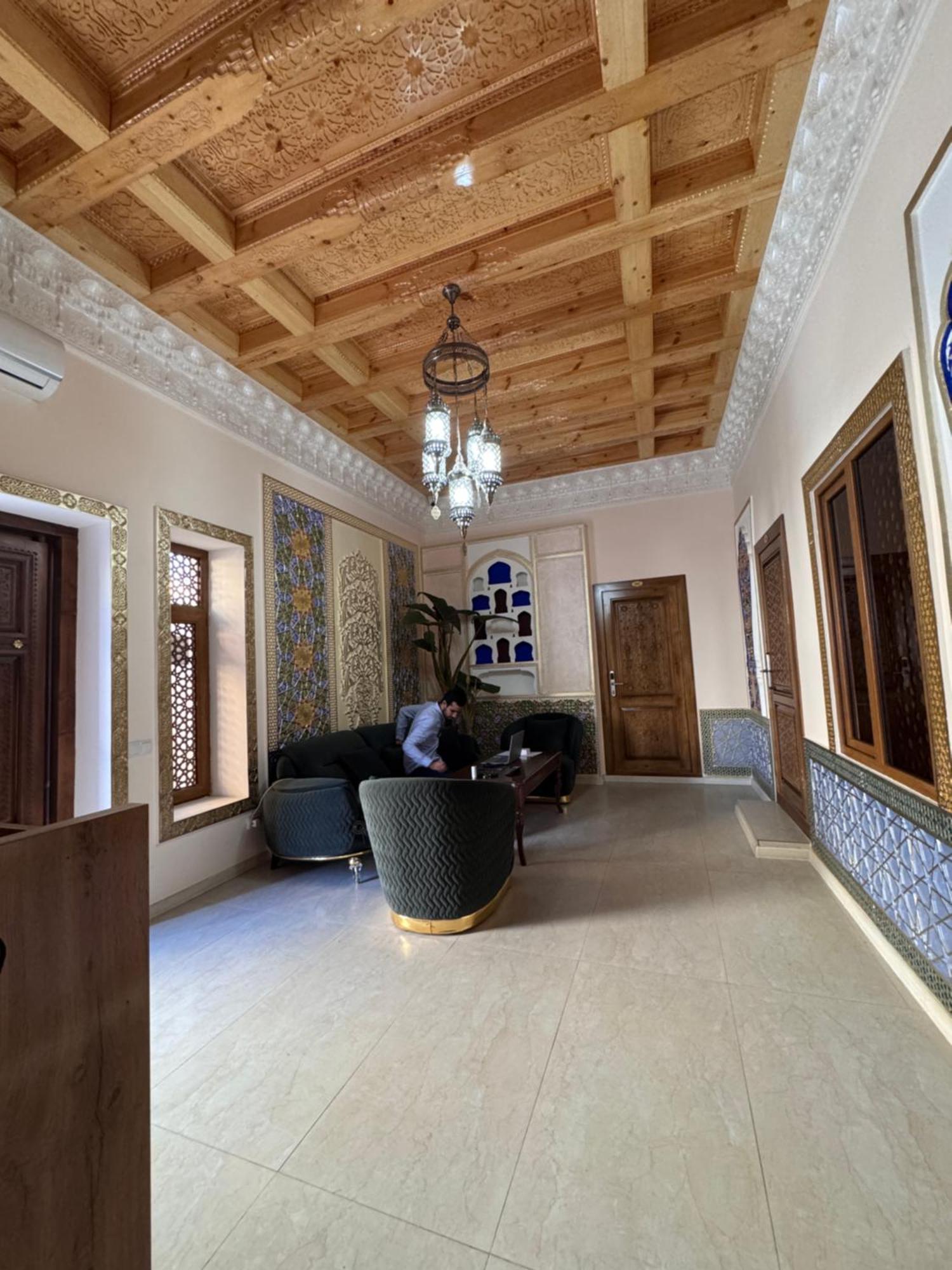 Guesthouse Muqaddam Buchara Exteriör bild
