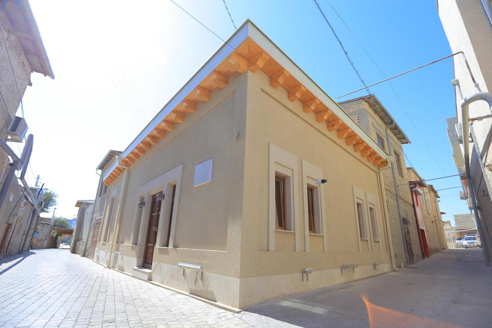 Guesthouse Muqaddam Buchara Exteriör bild